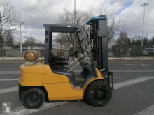 Chariot à gaz Caterpillar GP30NT