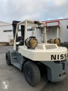 Carretilla con gasolina Nissan BF05A700