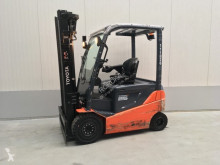 Toyota 8FBMKT25 used electric forklift