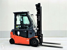 Toyota elektromos targonca 8FMBT35