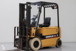 Empilhador elevador Caterpillar EP25K-PAC usado