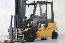 Chariot élévateur Caterpillar EP40 occasion