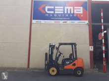 Doosan D25S-5 carretilla diesel usada