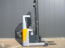 Stacker com conductor asentado Still FM X20