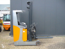 Stacker com conductor asentado Still FM X14