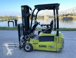 Carretilla elevadora Clark GTX18 carretilla eléctrica usada