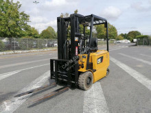 Vysokozdvižný vozík elektrický vysokozdvižný vozík Caterpillar EP 25