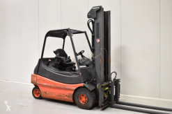 Linde E 30-02 E 30-02 chariot électrique occasion