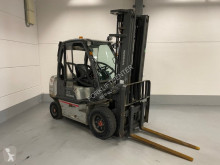 Teleskopický manipulátor Nissan YG1D2A32Q 4 Whl Counterbalanced Forklift <10t použitý