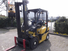Chariot à gaz Yale GLP25VX