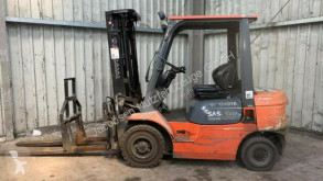 Empilhador elevador empilhador diesel Toyota Tonero 25 SAS Schubzinken Hub 5 Meter Triplex