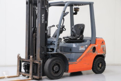 Автопогрузчик Toyota 02-8FDF25 б/у