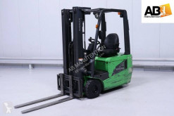Nissan 1-N-1-L-18-Q used electric forklift