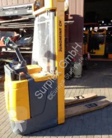 Carretilla elevadora Jungheinrich ERC 216 carretilla eléctrica usada