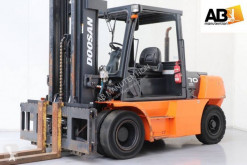 Doosan D70S-2 дизельный погрузчик б/у