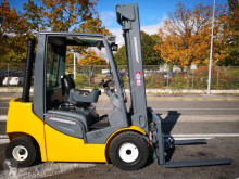Jungheinrich DFG425s motostivuitor second-hand