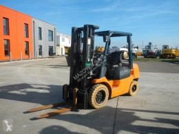 Toyota 7FG25 used gas forklift