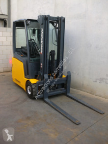 Jungheinrich EFG 216k 450 DZ EFG 216k 450 DZ electrostivuitor second-hand
