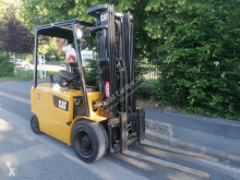 Chariot électrique Caterpillar EP30K