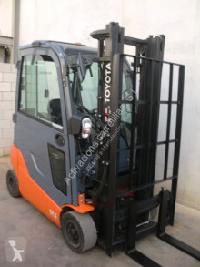 Chariot électrique Toyota 8FBMT16 MATRICULADA