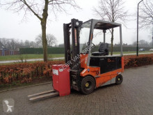 无公告 te koop carer elektrische heftruck 柴油叉车 二手