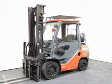Toyota 02-8 FGF 30 used gas forklift