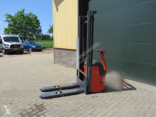 Gerbeur accompagnant Linde l12 stapelaar elektrische zeer goed