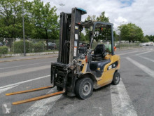 Chariot à gaz Caterpillar GP25NTD