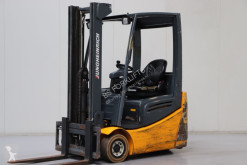 Heftruck Jungheinrich EFG215 tweedehands