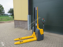 Carretilla elevadora carretilla eléctrica Jungheinrich emc110 stapelaar elektrische met nieuwe accus
