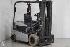 Carretilla elevadora Nissan Q02L25CU usada