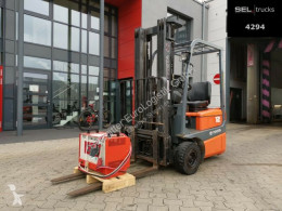 Carretilla elevadora carretilla diesel Toyota FBESF12 Stapler