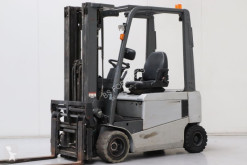 Empilhador elevador Nissan JG1N1L20Q usado
