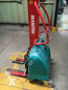 Carretilla elevadora carretilla eléctrica Manitou EB250D18