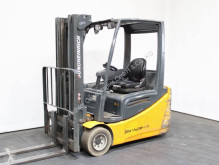 Carretilla elevadora Jungheinrich EFG 220 GE115-450DZ carretilla eléctrica usada