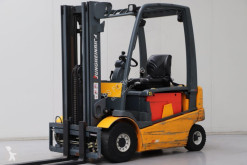 Carretilla elevadora Jungheinrich EFG-VAC25 usada