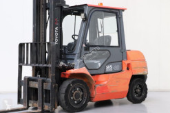 Toyota emelőtargonca 42-7FD35