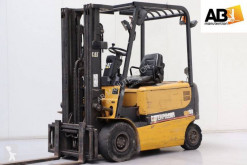 Chariot électrique Caterpillar EP 25