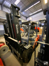 Toyota 8FGF35 new gas forklift