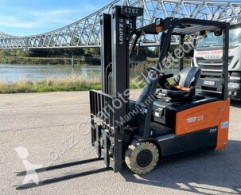 Doosan B18T-7 empilhador eléctrico usado