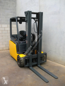 Jungheinrich elektromos targonca EFG 218 464 DZ