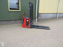 Apilador Linde l16 stapelaar elektrische met 3 delige mast acompañante usado
