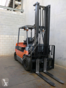 Toyota 7FBMF40 MATRICULADA használt elektromos targonca