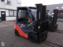 Chariot à gaz Toyota 02-8FGF18
