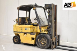 Gasdriven truck Caterpillar V-40-D-LPG