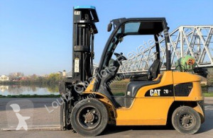 Caterpillar GP30N used gas forklift