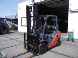 Toyota used gas forklift