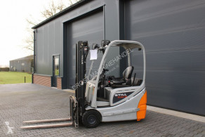Still RX20 16 heftruck elektrische met 3 deligemast lepelversteling sidesift