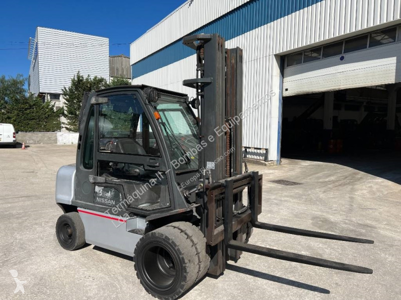 Heftruck Nissan DX 30
