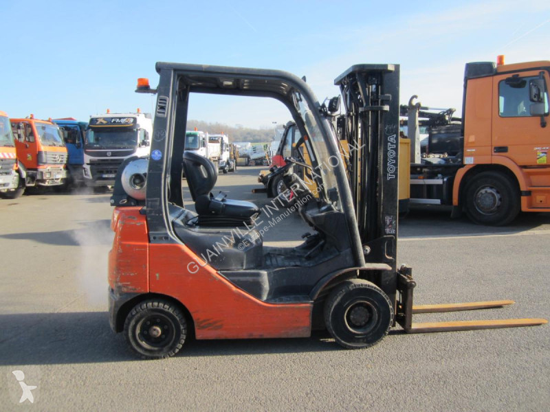 Toyota 02-8FGF18 Gabelstapler